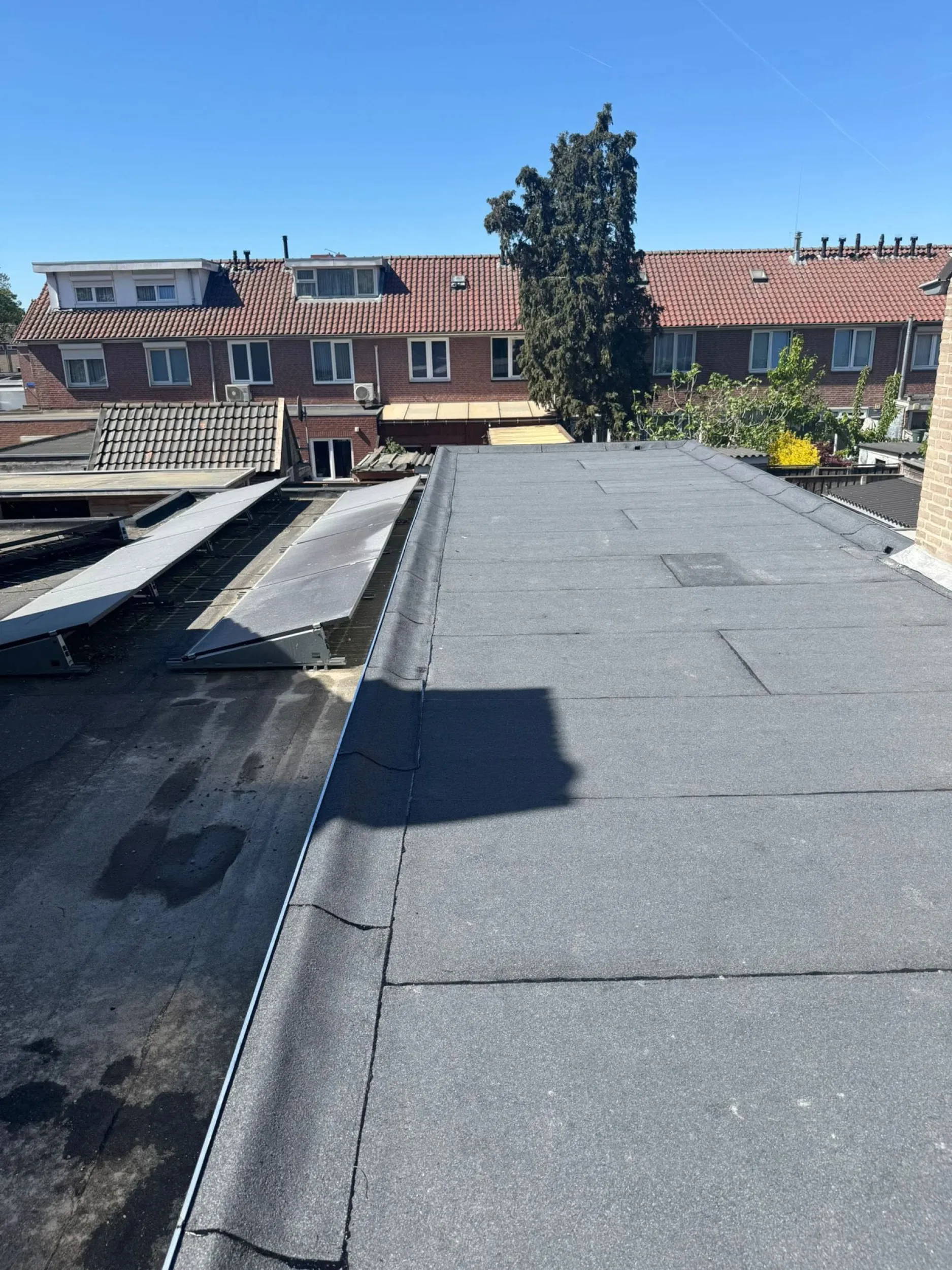Plat dak vervangen in Helmond