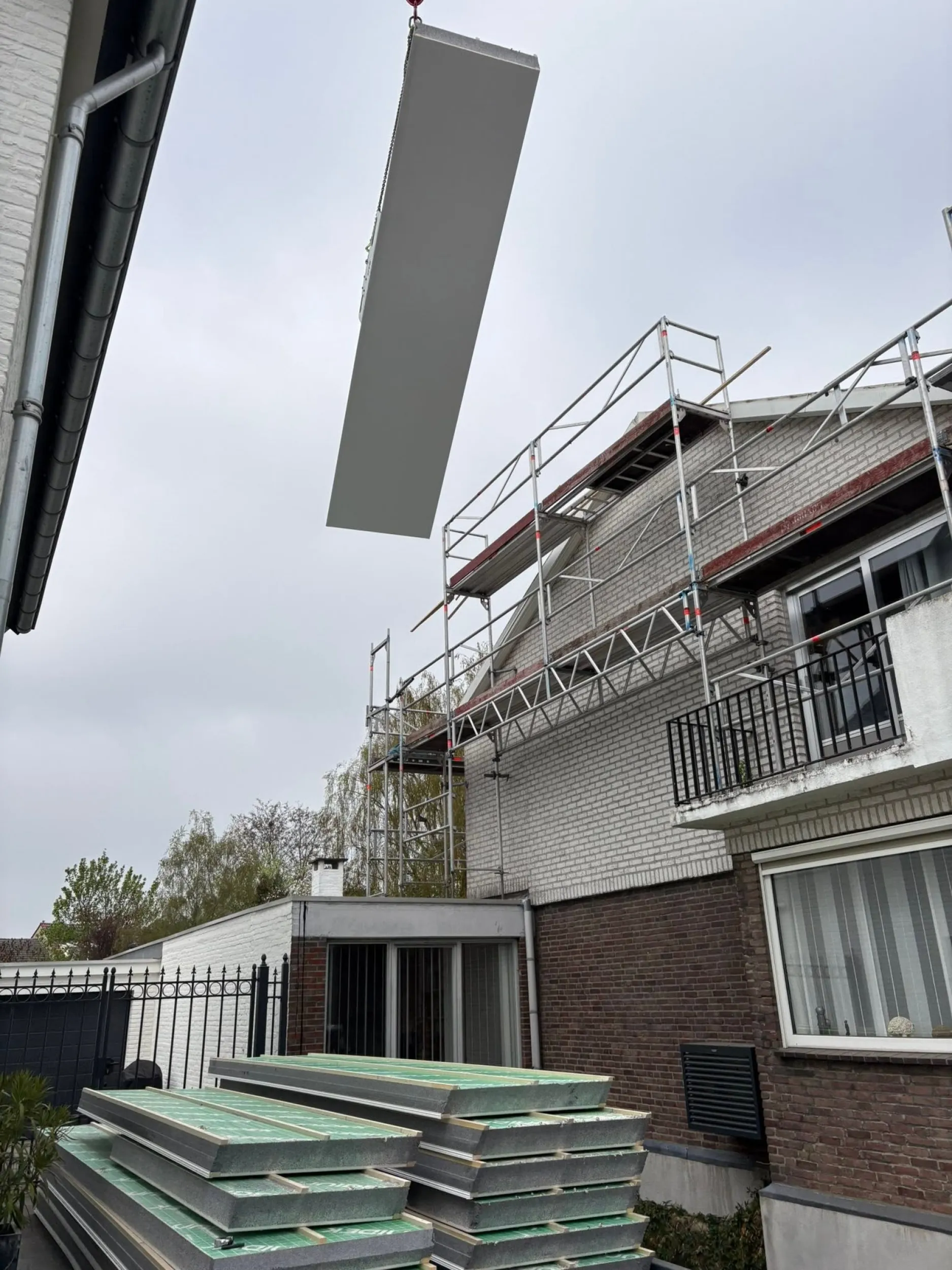 pannendak isoleren in Maastricht