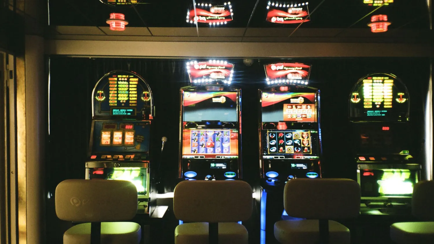Vaste jackpots vs progressieve pots