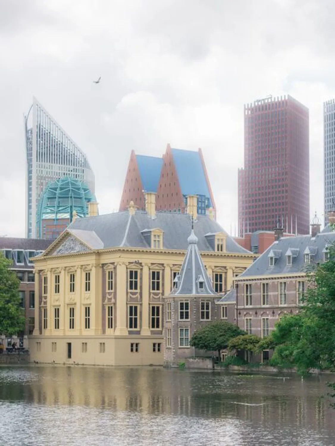 Kan een ambtenaar worden ontslagen om social media-uitingen?
