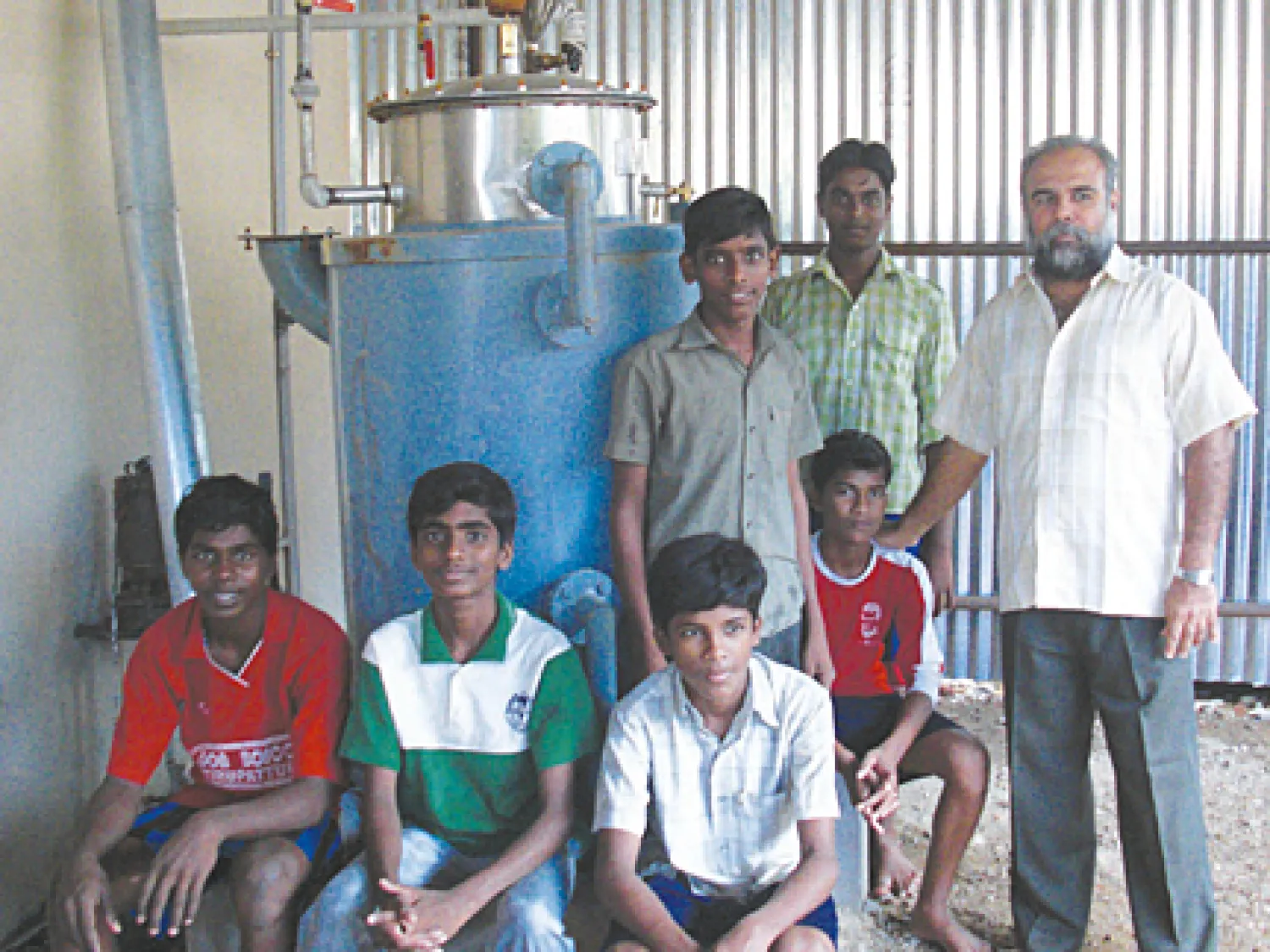 Home away from home Anbu Ilam, Kavarapettai (Chennai)