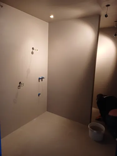 Gietvloer in de badkamer