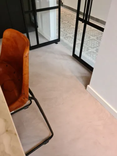 Gietvloer in de keuken
