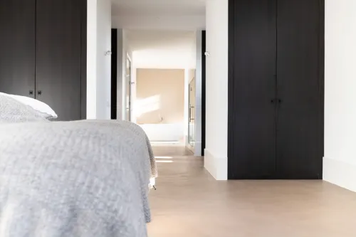 Gietvloer in de slaapkamer