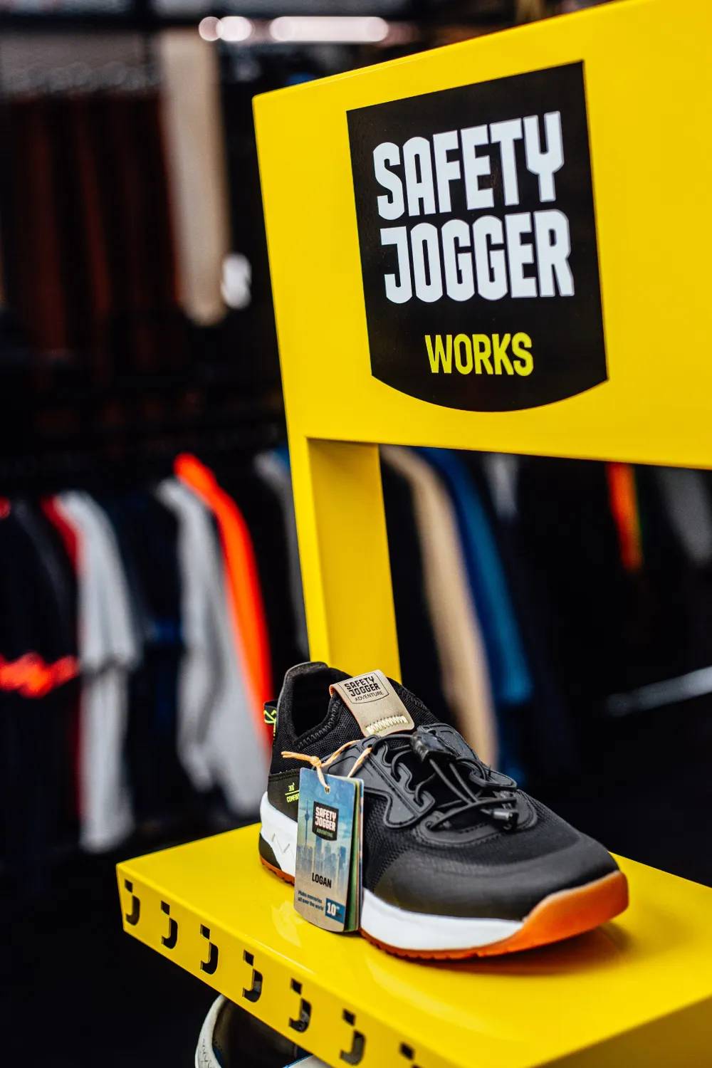 werk en veiligheidsschoenen